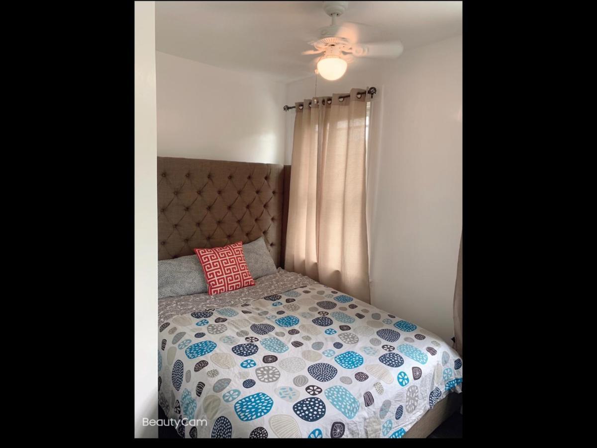 Brand New Bedroom With Tv Next Jhu Baltimore Buitenkant foto